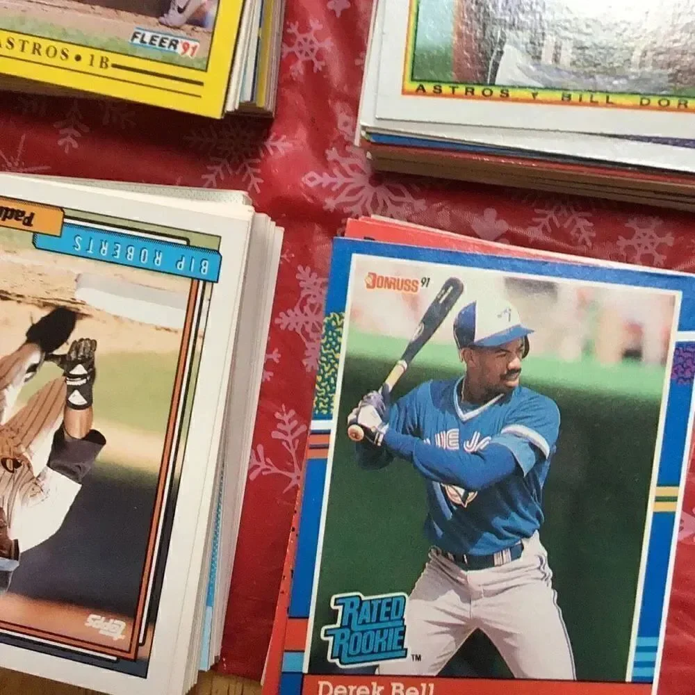 Baseball cards somewhere near 600 give or take a few